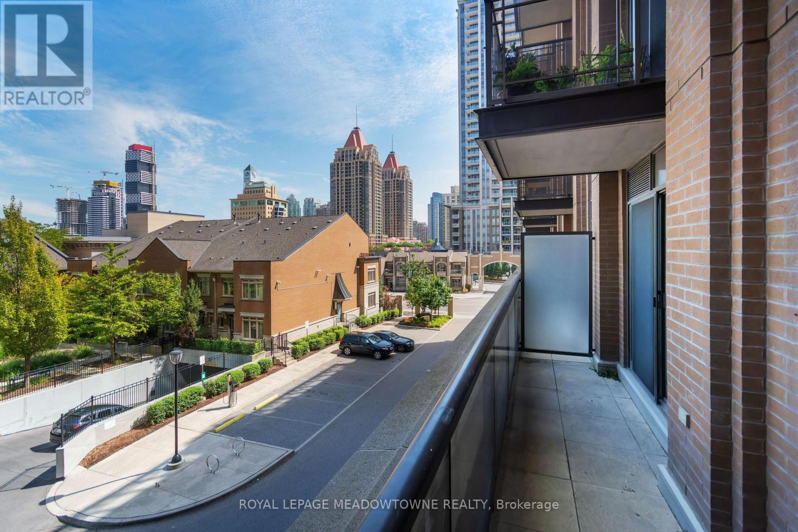 












307 - 385 PRINCE OF WALES DRIVE

,
Mississauga,




Ontario
L5B0C6

