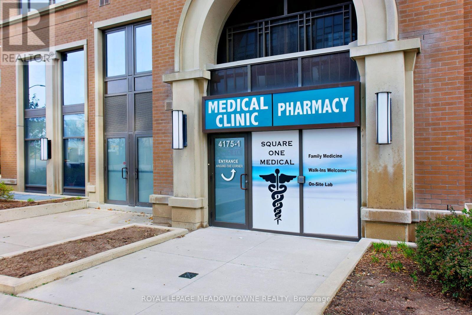 












307 - 385 PRINCE OF WALES DRIVE

,
Mississauga,




Ontario
L5B0C6

