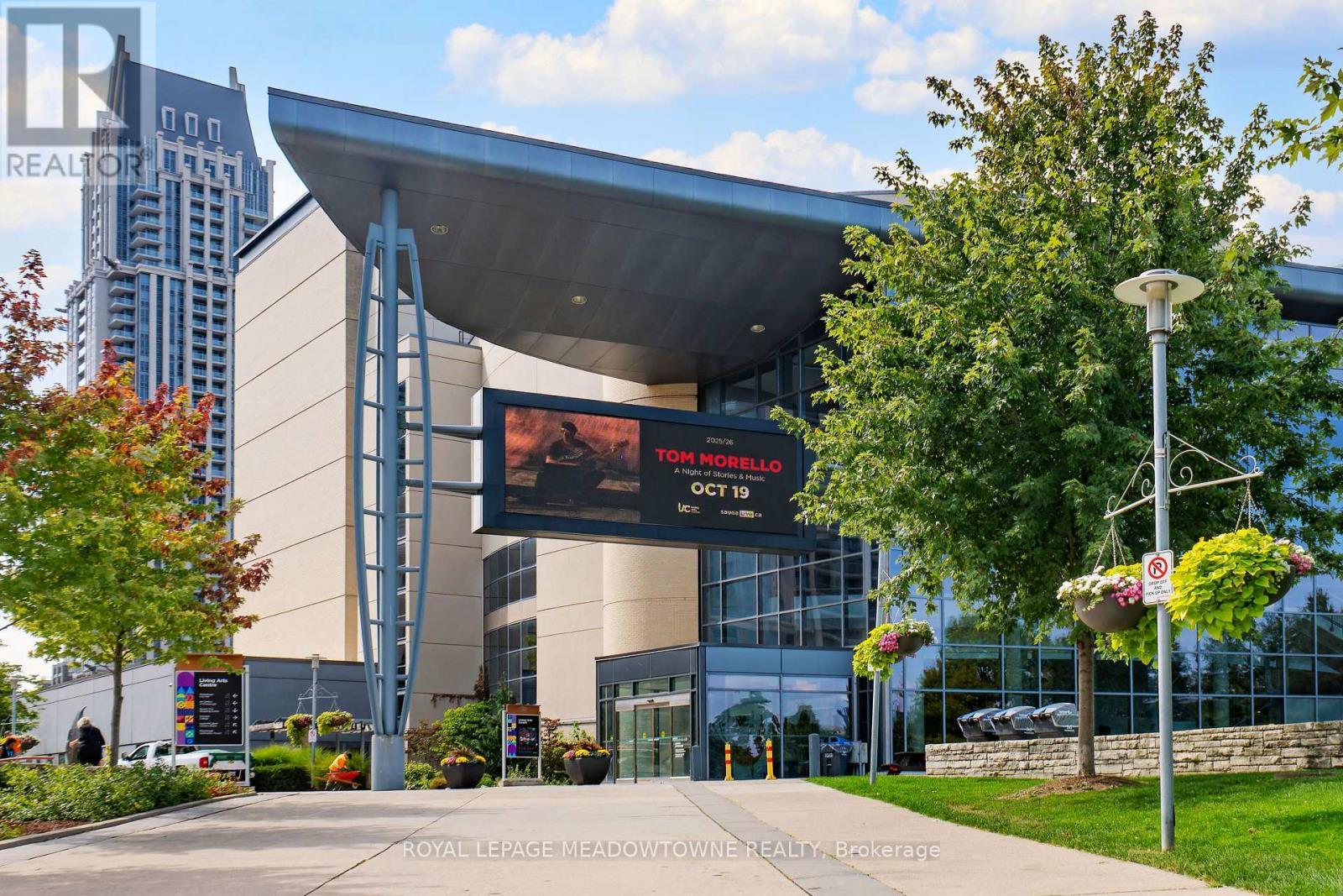 












307 - 385 PRINCE OF WALES DRIVE

,
Mississauga,




Ontario
L5B0C6

