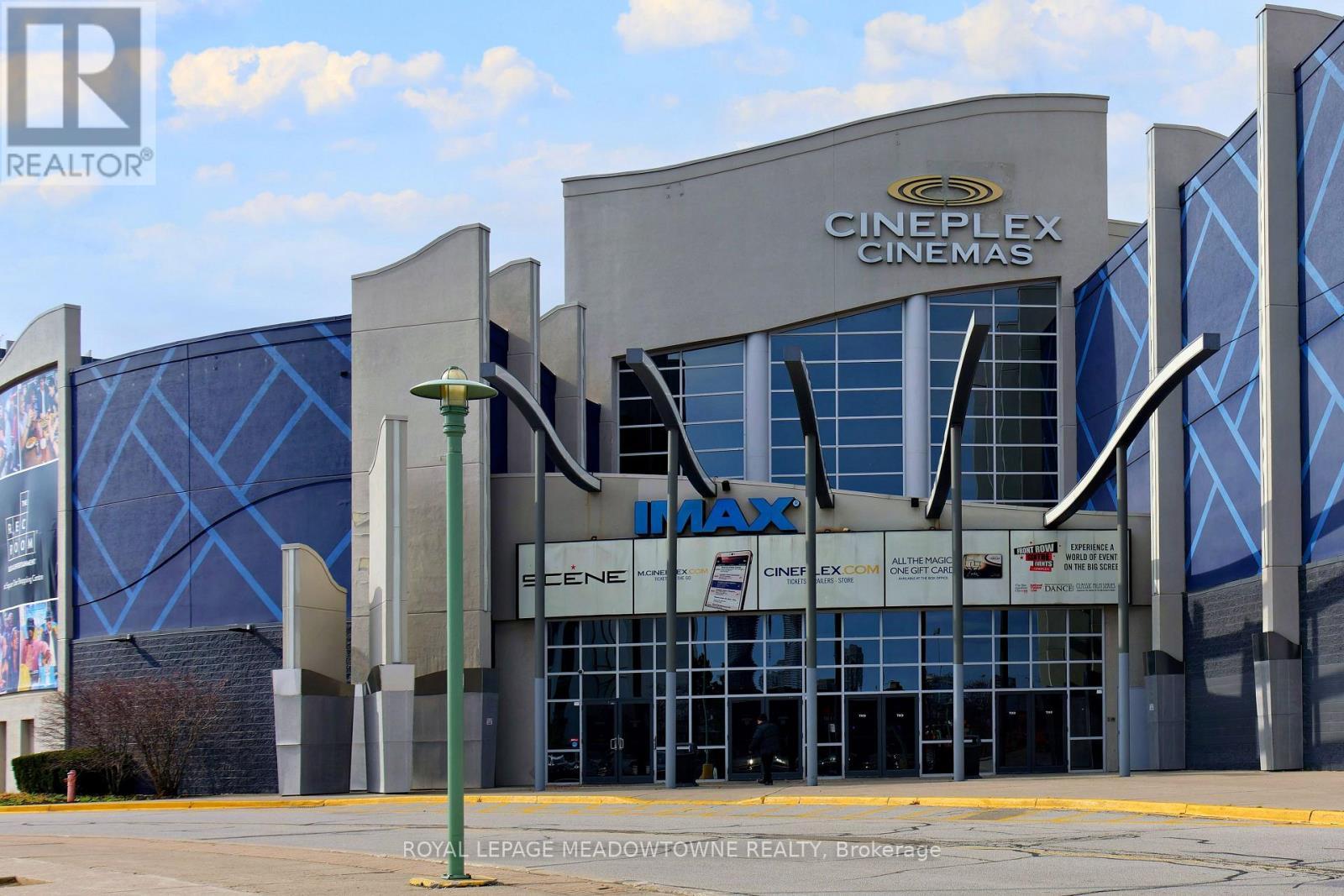 












307 - 385 PRINCE OF WALES DRIVE

,
Mississauga,




Ontario
L5B0C6

