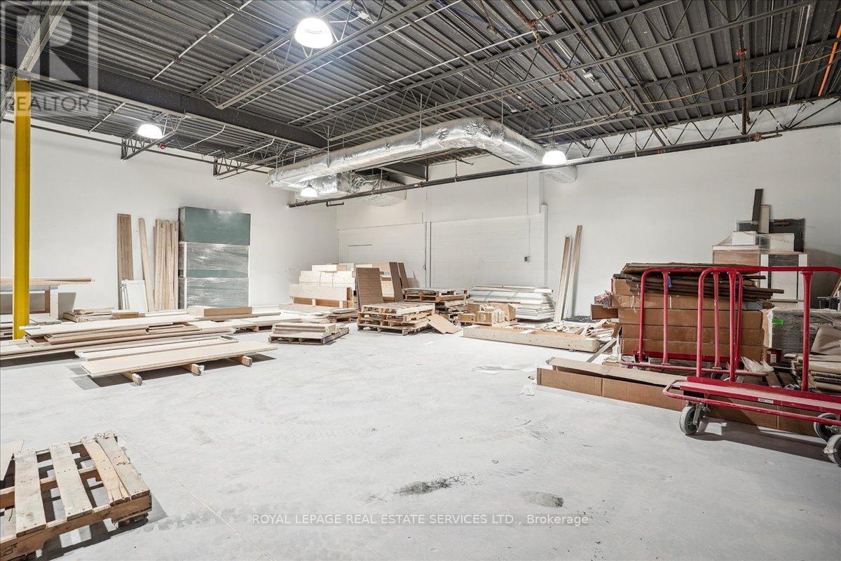 












C - 590 SOUTH SERVICE ROAD

,
Hamilton,




Ontario
L8E2W1

