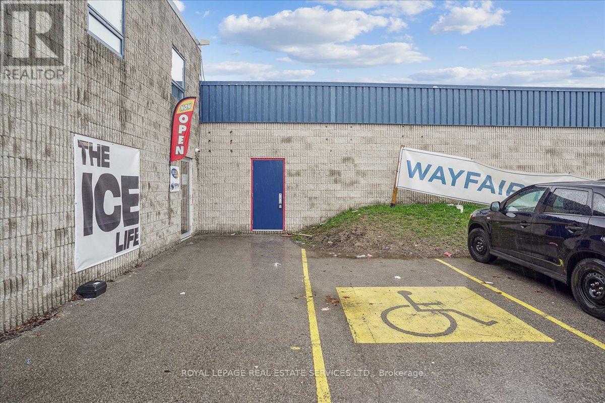 












C - 590 SOUTH SERVICE ROAD

,
Hamilton,




Ontario
L8E2W1

