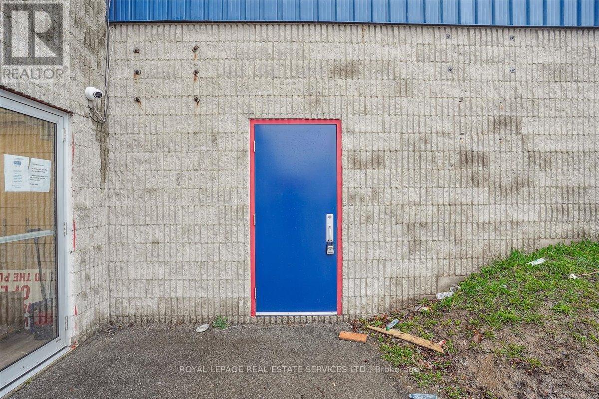 












C - 590 SOUTH SERVICE ROAD

,
Hamilton,




Ontario
L8E2W1

