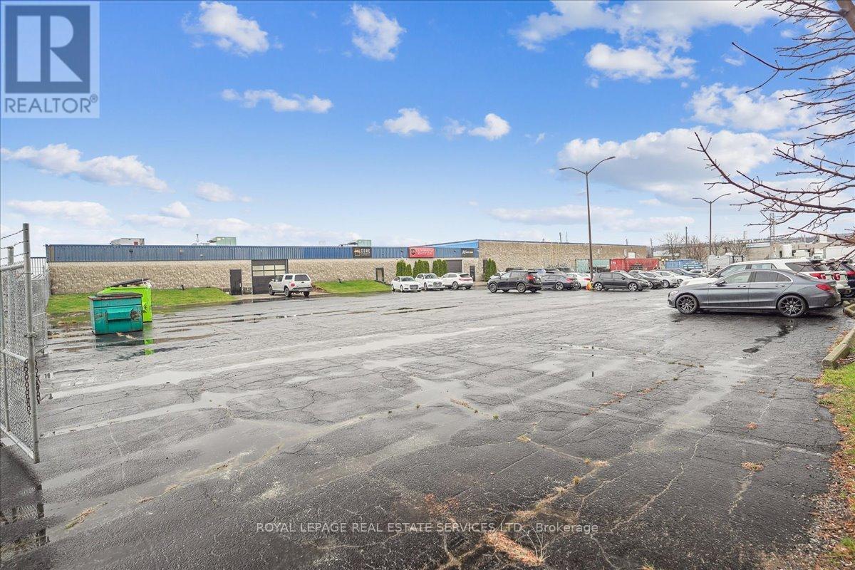 












C - 590 SOUTH SERVICE ROAD

,
Hamilton,




Ontario
L8E2W1

