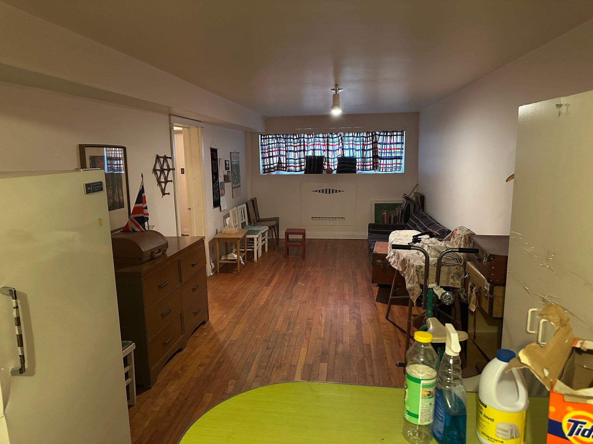 









5155

 - 5157


Av. Cumberland

,
Montréal (Côte-des-Neiges/Notre-Dame-de-Grâce),




QC
H4V2N7

