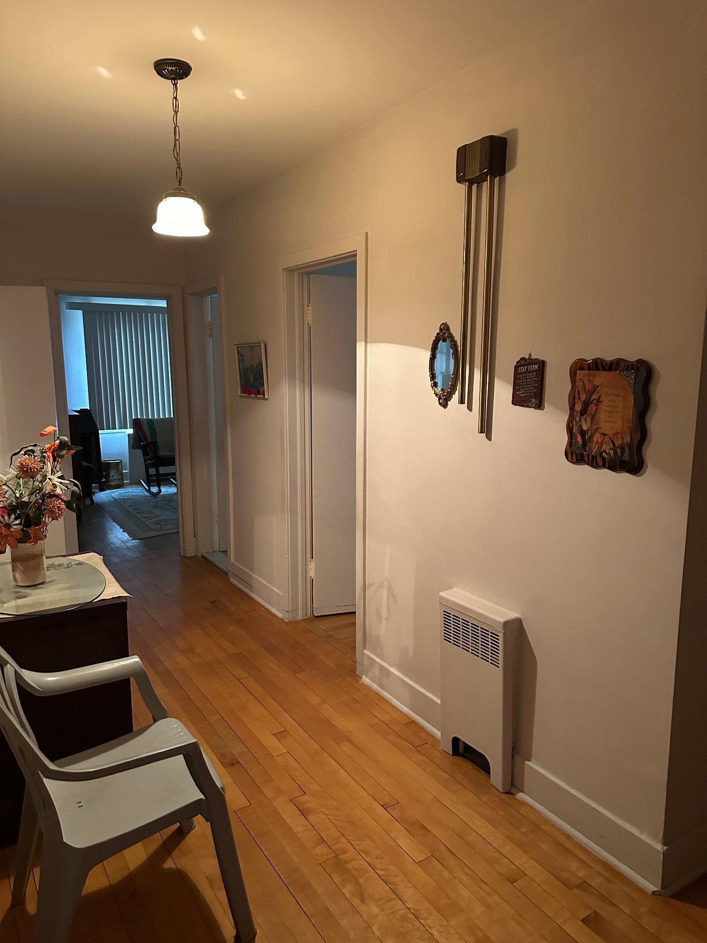 









5155

 - 5157


Av. Cumberland

,
Montréal (Côte-des-Neiges/Notre-Dame-de-Grâce),




QC
H4V2N7

