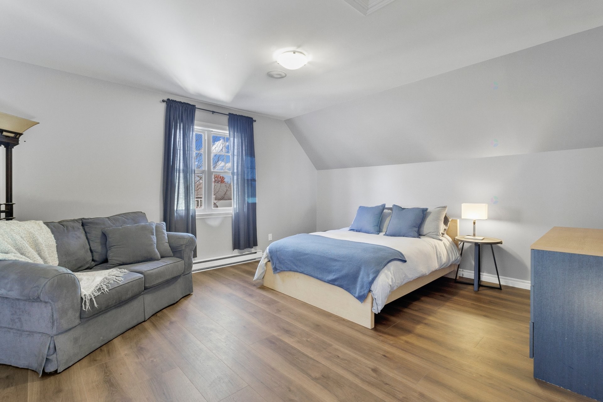 









1075


Rue de Forillon

,
Sherbrooke (Brompton/Rock Forest/Saint-Élie/Deauville),




QC
J1N3X2

