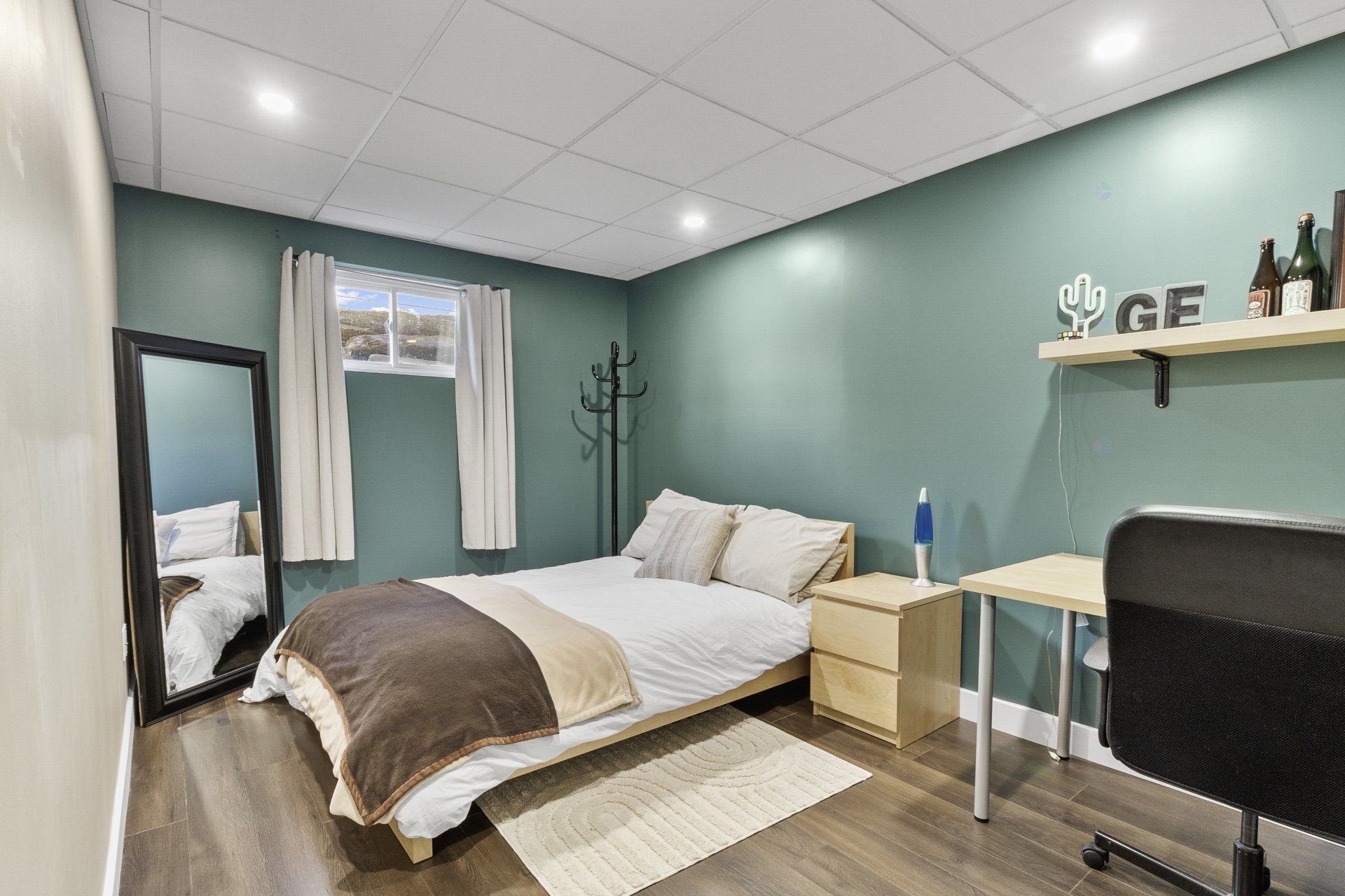 









1075


Rue de Forillon

,
Sherbrooke (Brompton/Rock Forest/Saint-Élie/Deauville),




QC
J1N3X2

