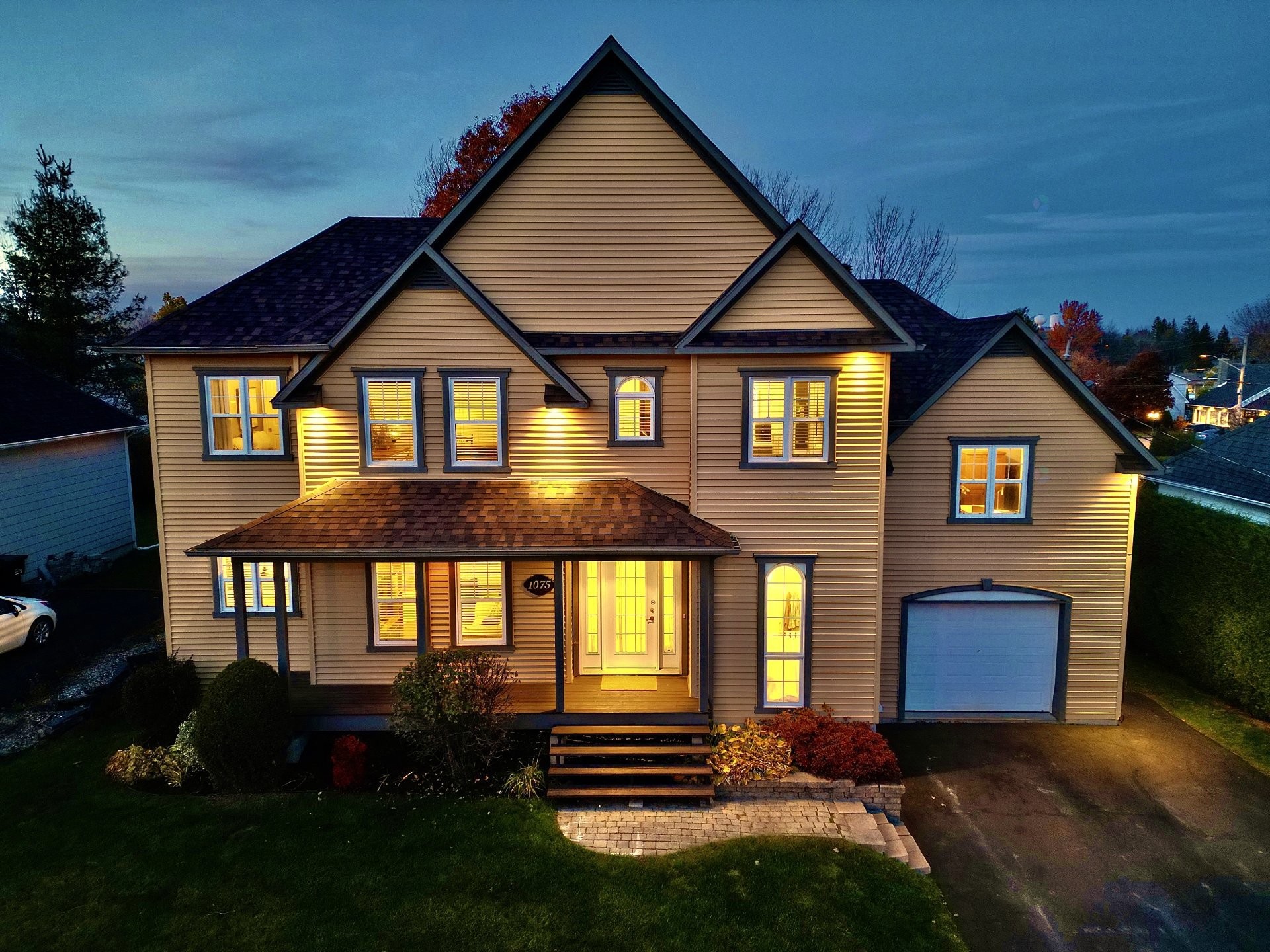 









1075


Rue de Forillon

,
Sherbrooke (Brompton/Rock Forest/Saint-Élie/Deauville),




QC
J1N3X2

