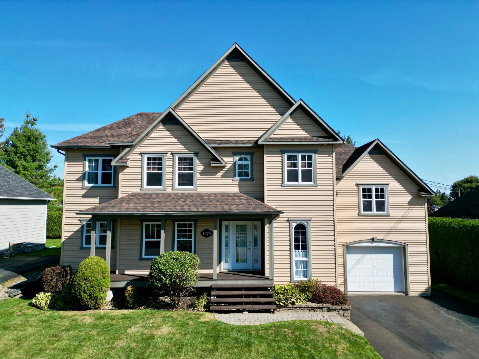 









1075


Rue de Forillon

,
Sherbrooke (Brompton/Rock Forest/Saint-Élie/Deauville),




QC
J1N3X2

