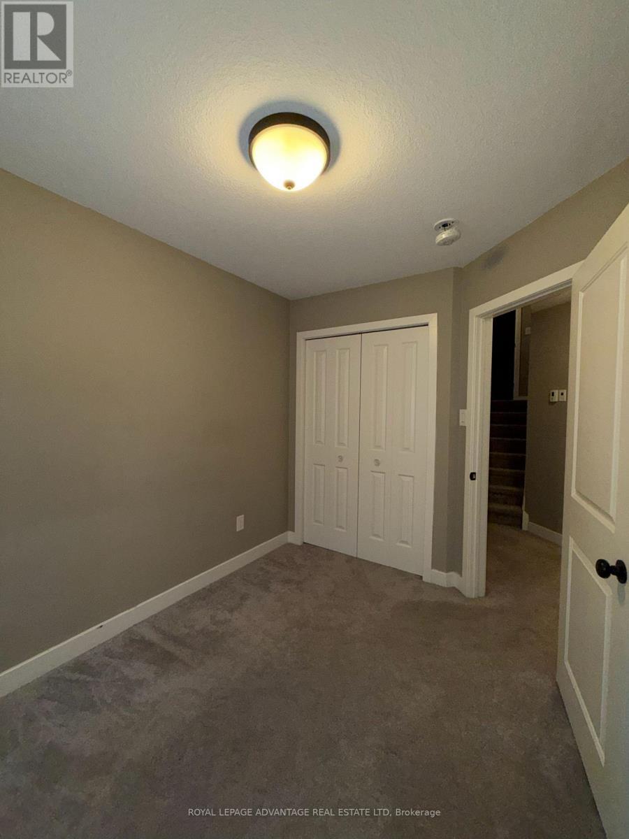 












5 STAPLES BOULEVARD

,
Smiths Falls,




Ontario
K7A0A2

