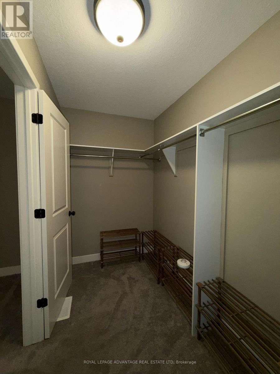 












5 STAPLES BOULEVARD

,
Smiths Falls,




Ontario
K7A0A2

