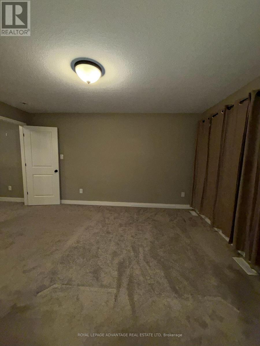 












5 STAPLES BOULEVARD

,
Smiths Falls,




Ontario
K7A0A2

