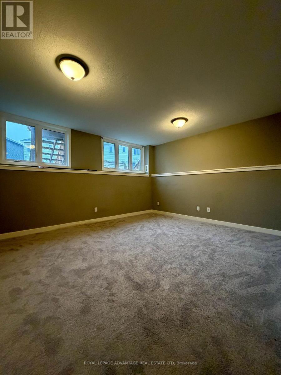 












5 STAPLES BOULEVARD

,
Smiths Falls,




Ontario
K7A0A2

