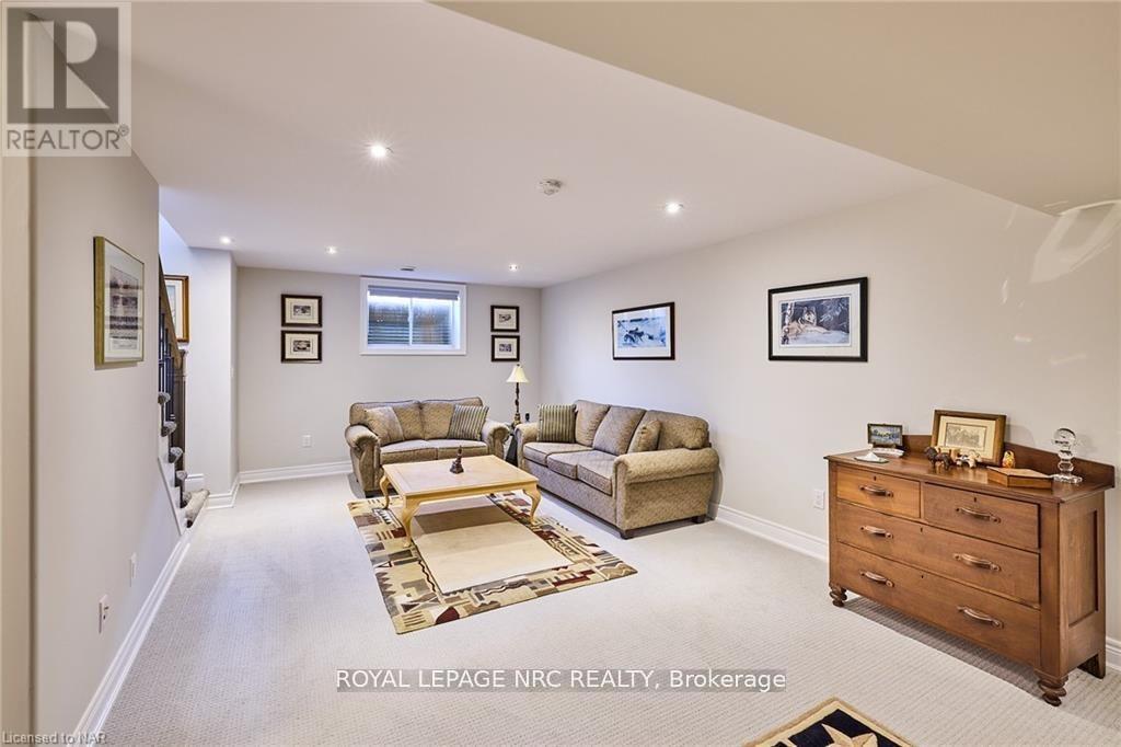 












9 SASSAFRAS ROW

,
Fort Erie (Ridgeway),




Ontario
L0S1N0

