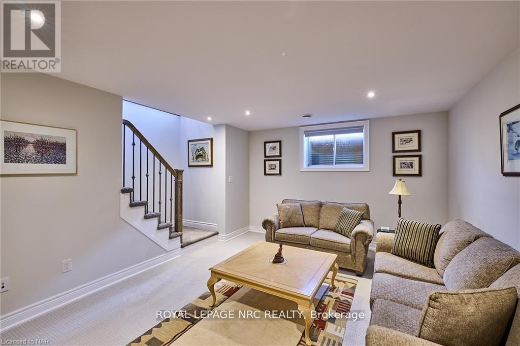 












9 SASSAFRAS ROW

,
Fort Erie (Ridgeway),




Ontario
L0S1N0

