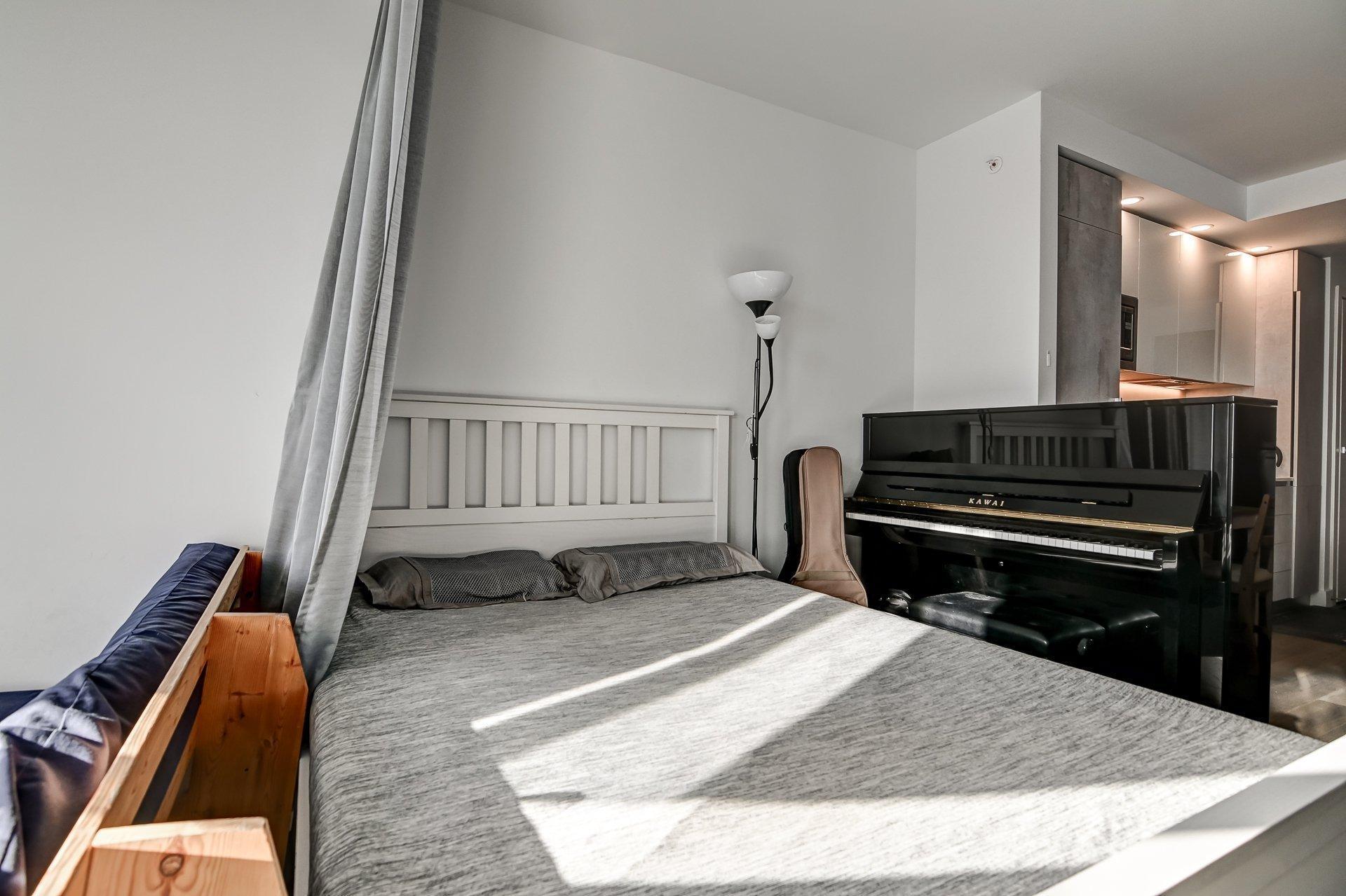 









1400


Boul. René-Lévesque O.

, 2910,
Montréal (Ville-Marie),




QC
H3G1T6

