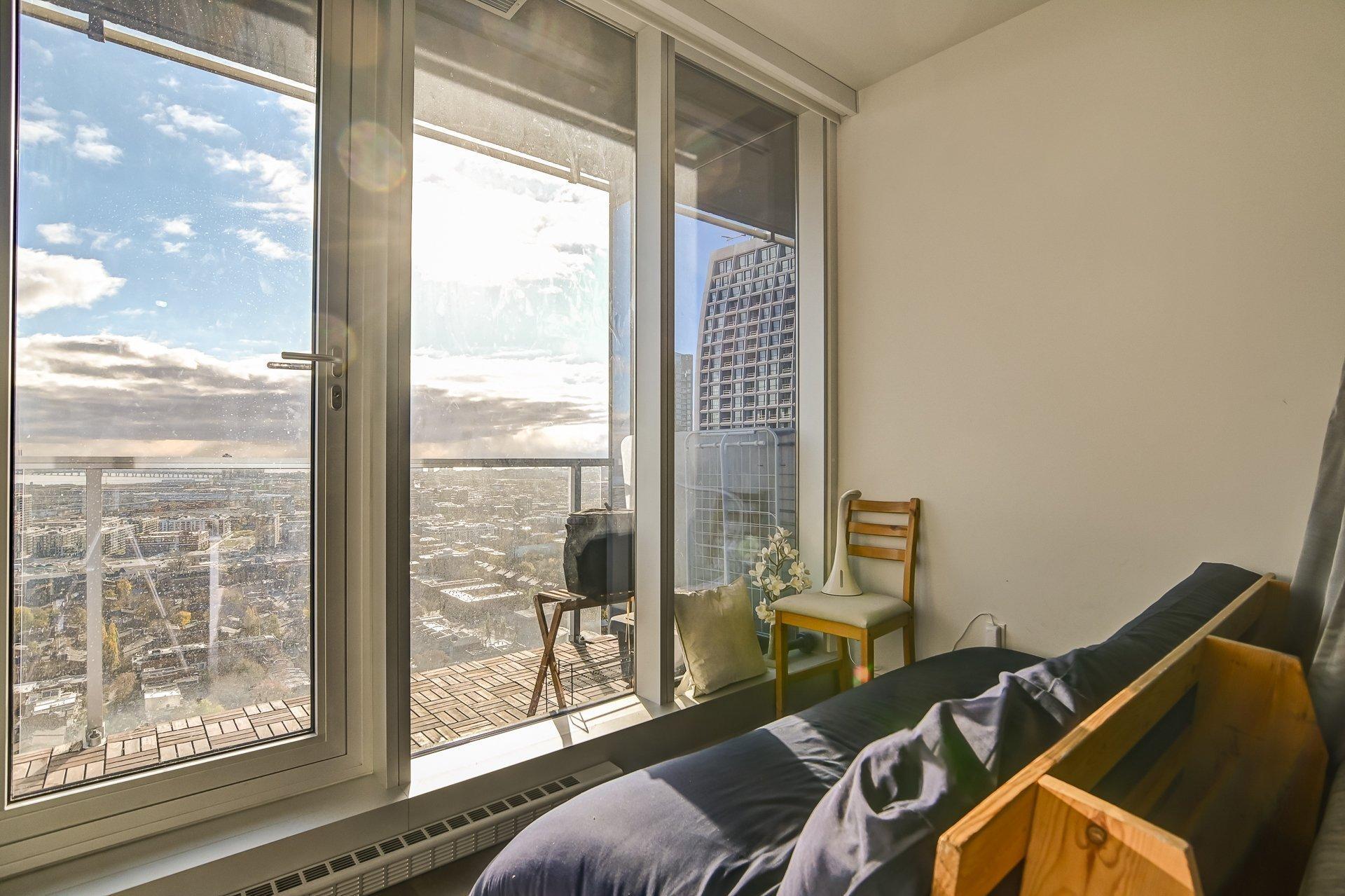 









1400


Boul. René-Lévesque O.

, 2910,
Montréal (Ville-Marie),




QC
H3G1T6

