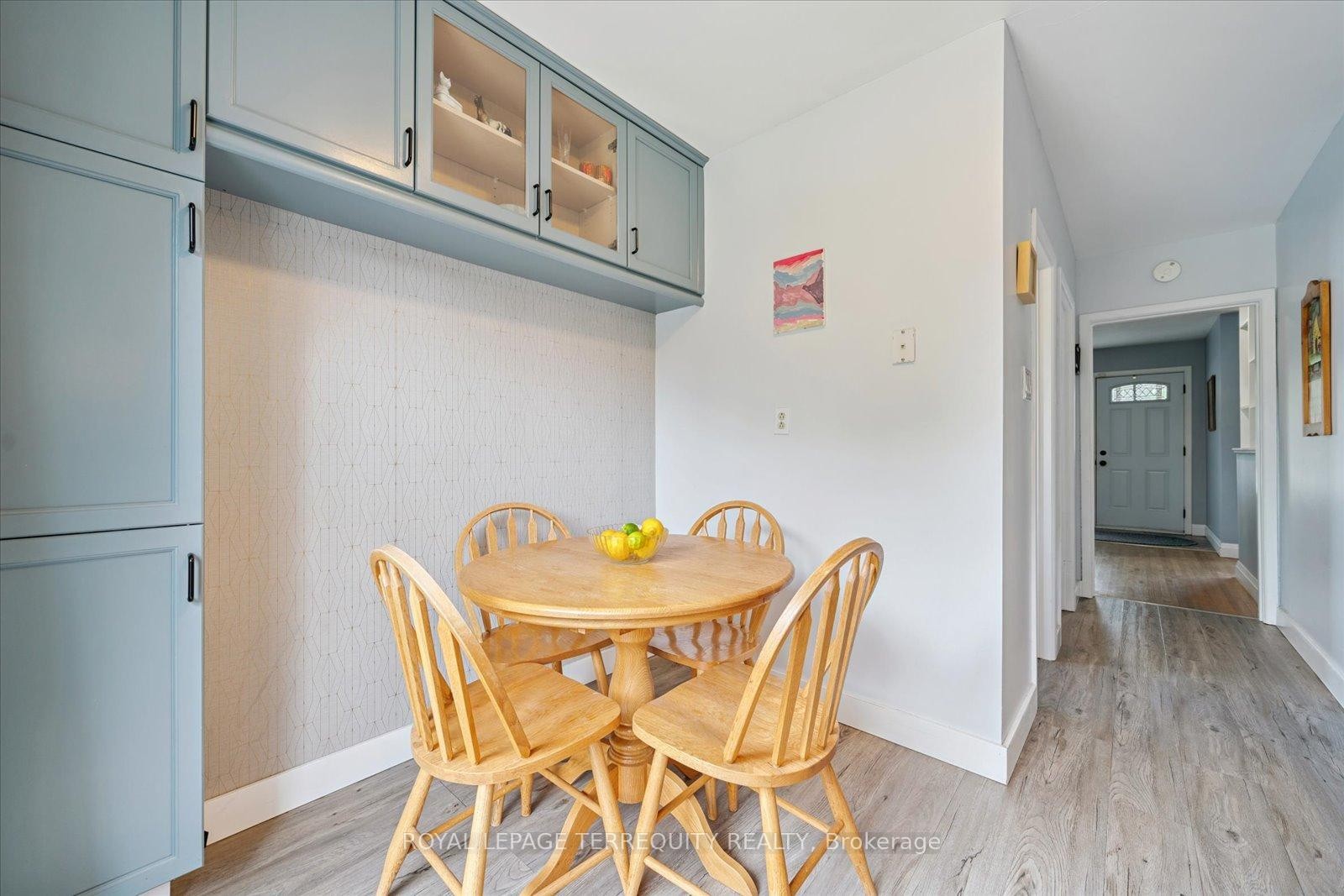 









1201


Kingsholm

Drive,
Mississauga,




ON
L4Y 2H1

