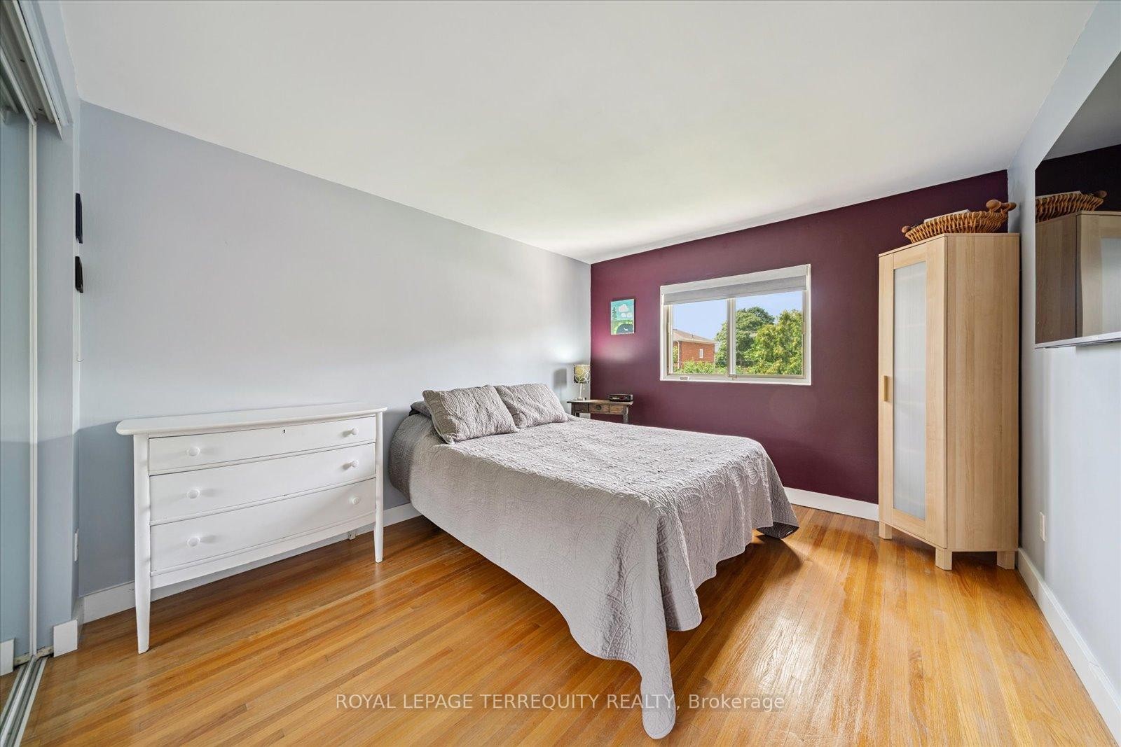 









1201


Kingsholm

Drive,
Mississauga,




ON
L4Y 2H1

