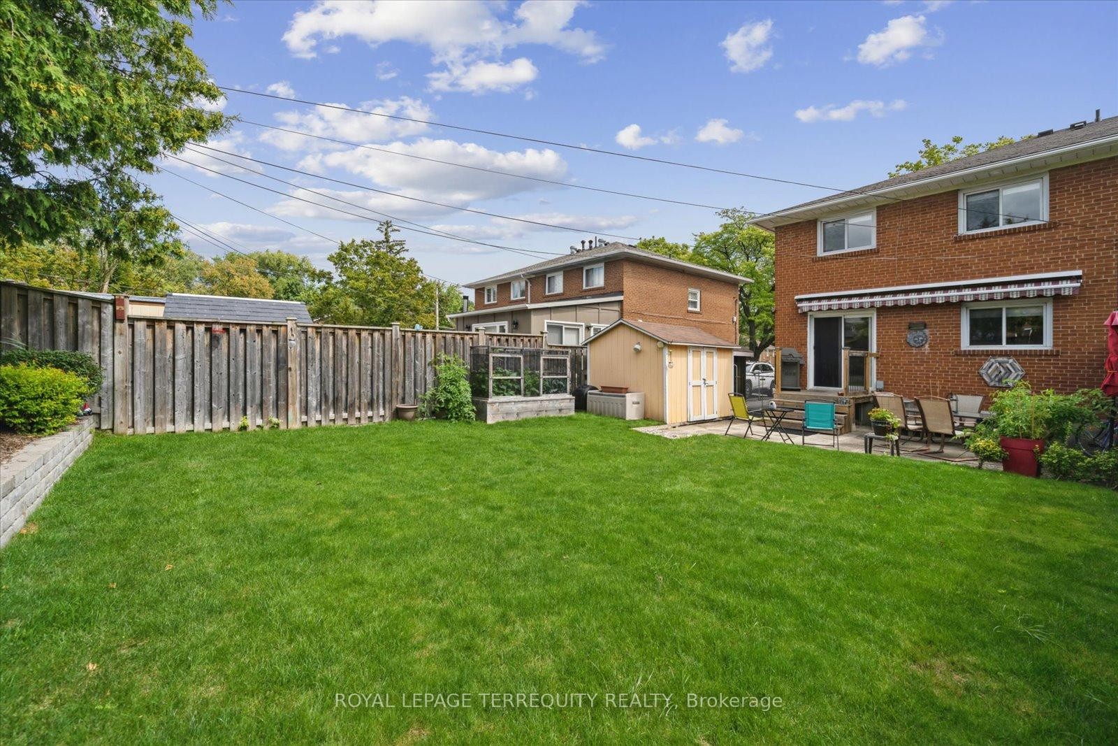 









1201


Kingsholm

Drive,
Mississauga,




ON
L4Y 2H1

