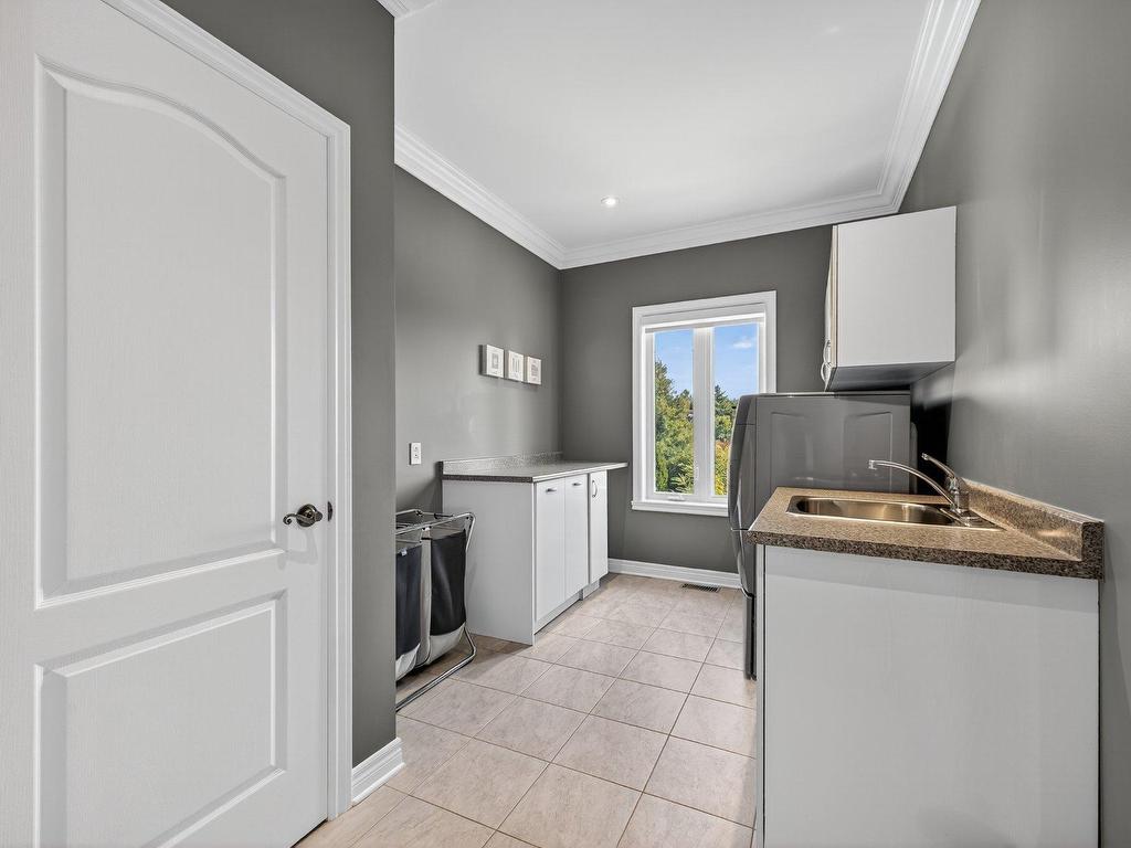 









10


Rue de Rambouillet

,
Blainville,




QC
J7B1Y4

