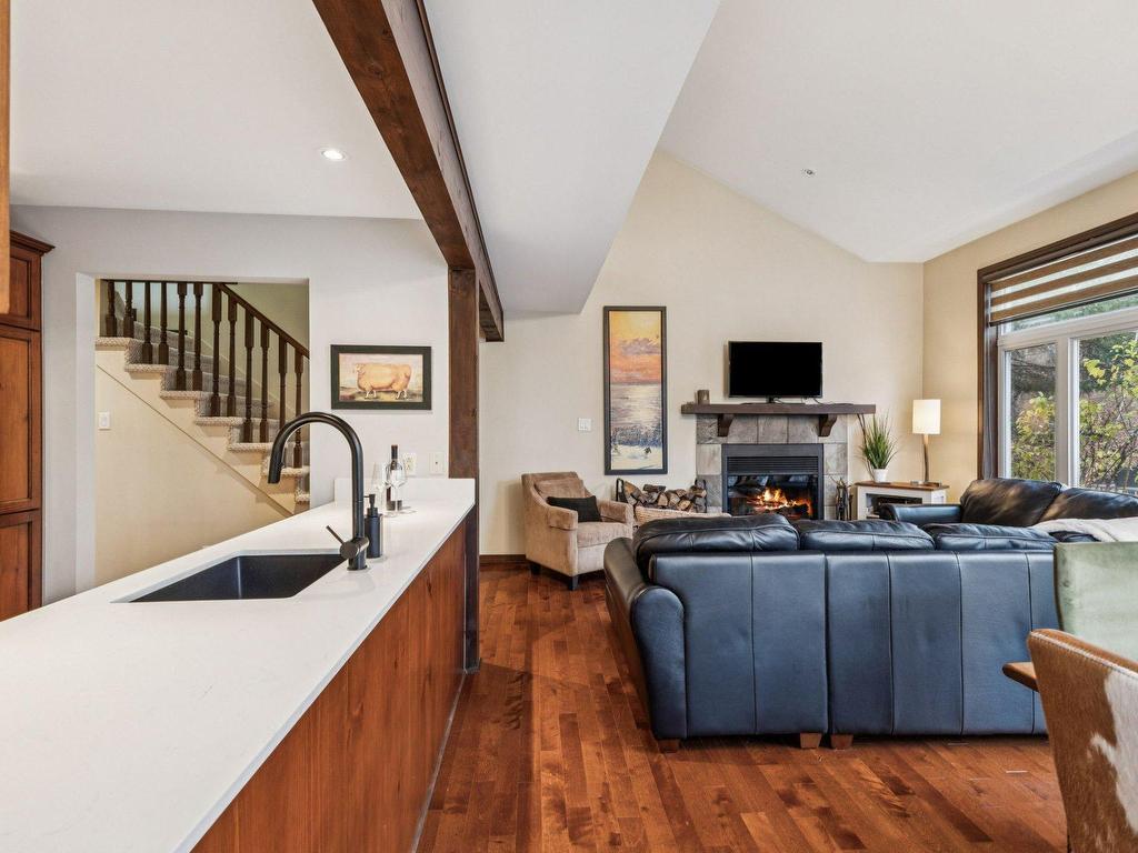 









1621


Ch. du Golf

,
Mont-Tremblant,




QC
J8E2K6

