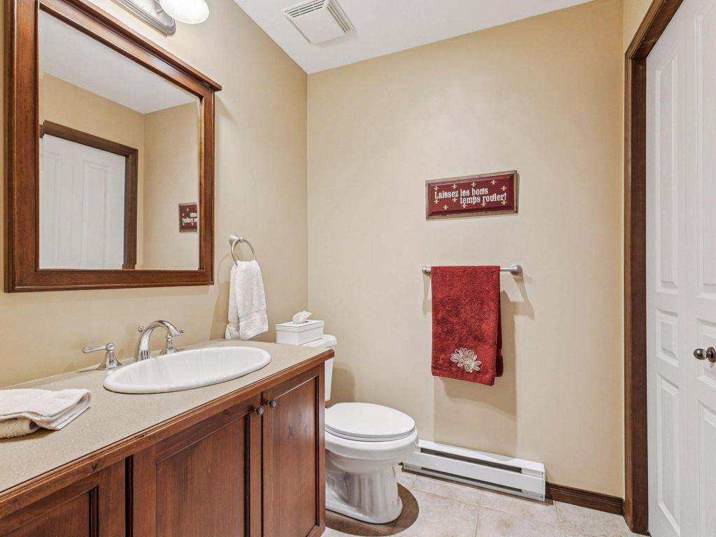 









1621


Ch. du Golf

,
Mont-Tremblant,




QC
J8E2K6

