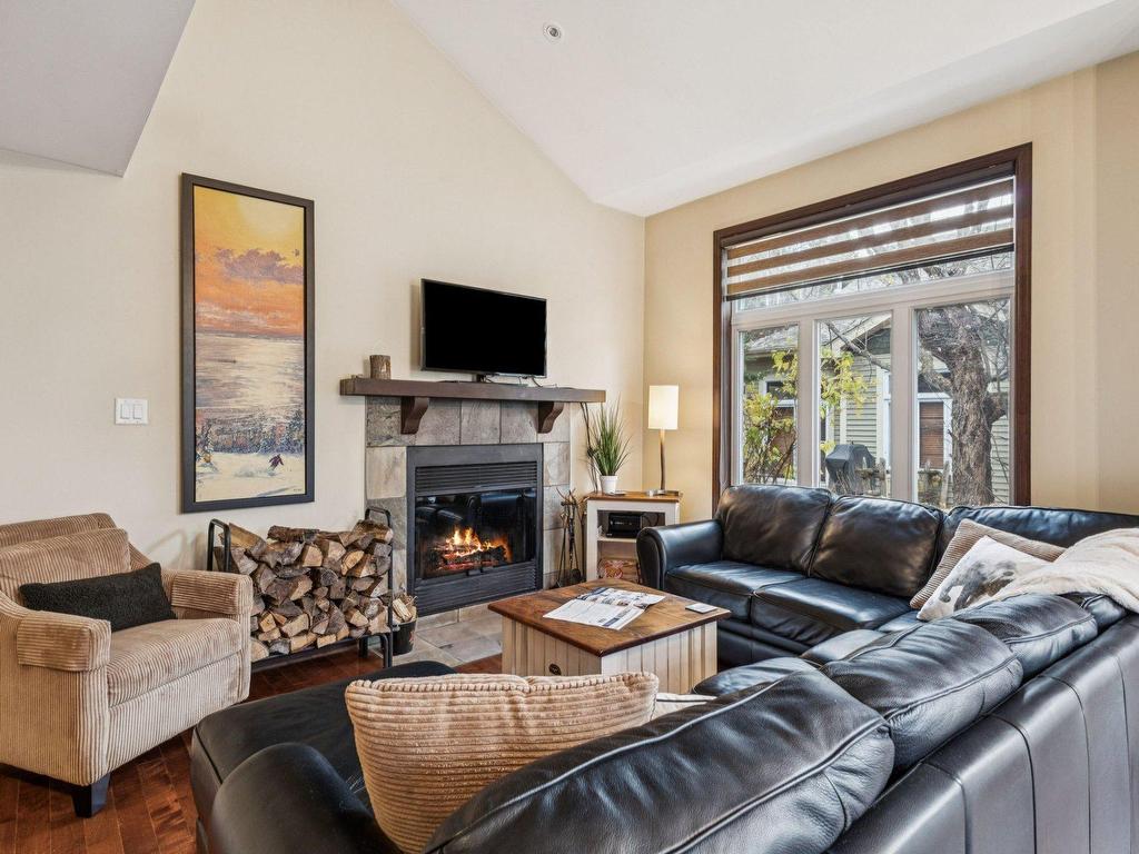 









1621


Ch. du Golf

,
Mont-Tremblant,




QC
J8E2K6

