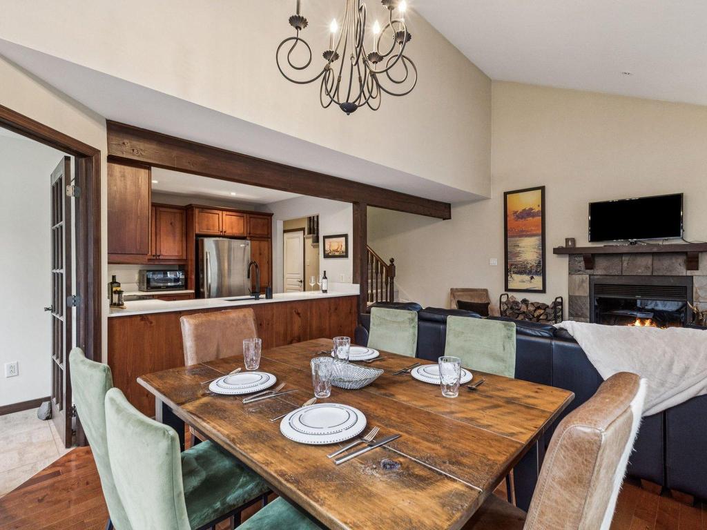 









1621


Ch. du Golf

,
Mont-Tremblant,




QC
J8E2K6

