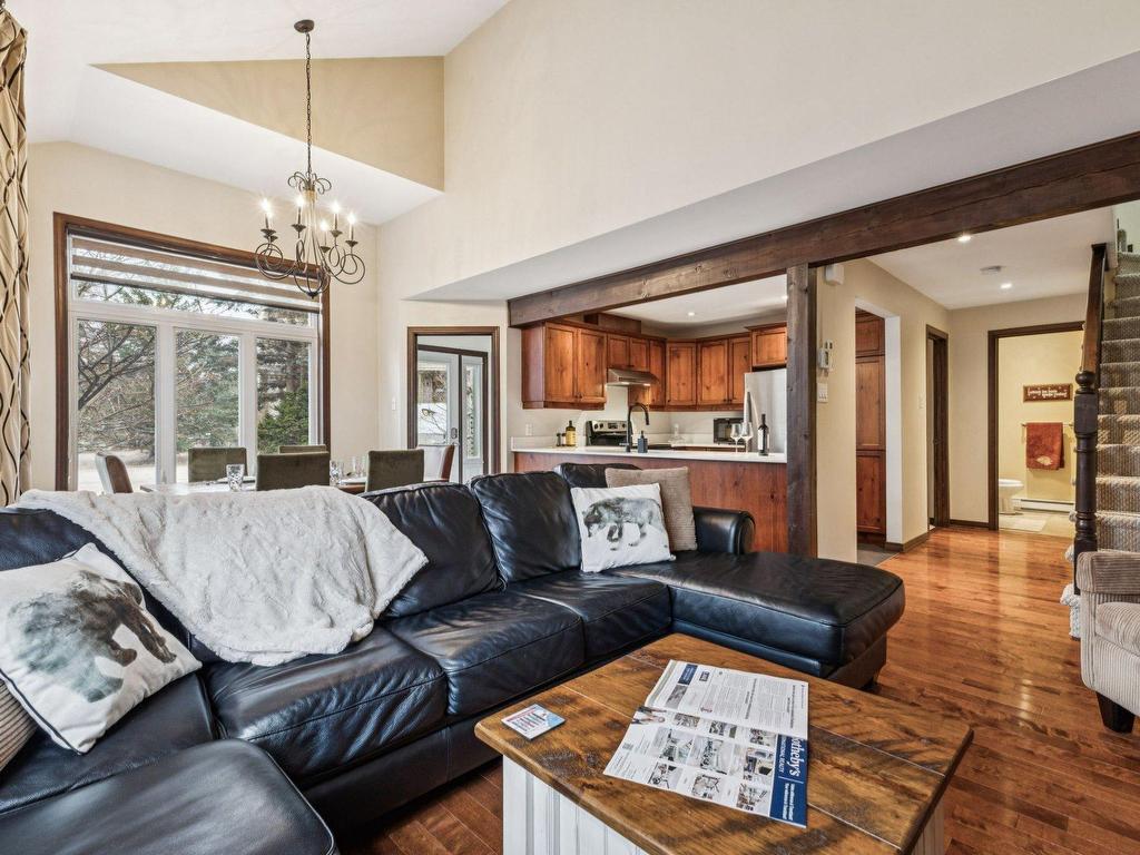 









1621


Ch. du Golf

,
Mont-Tremblant,




QC
J8E2K6

