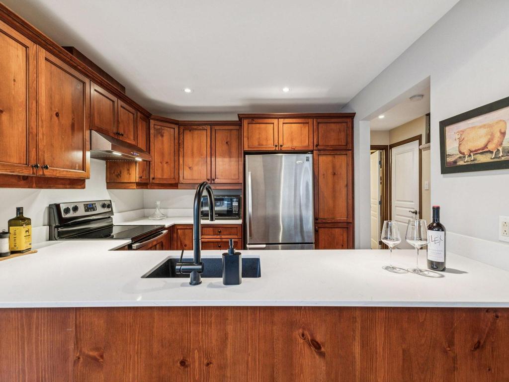 









1621


Ch. du Golf

,
Mont-Tremblant,




QC
J8E2K6

