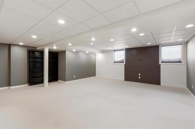 









169


Greentree

DR,
Grunthal,




MB
R0A 0R0

