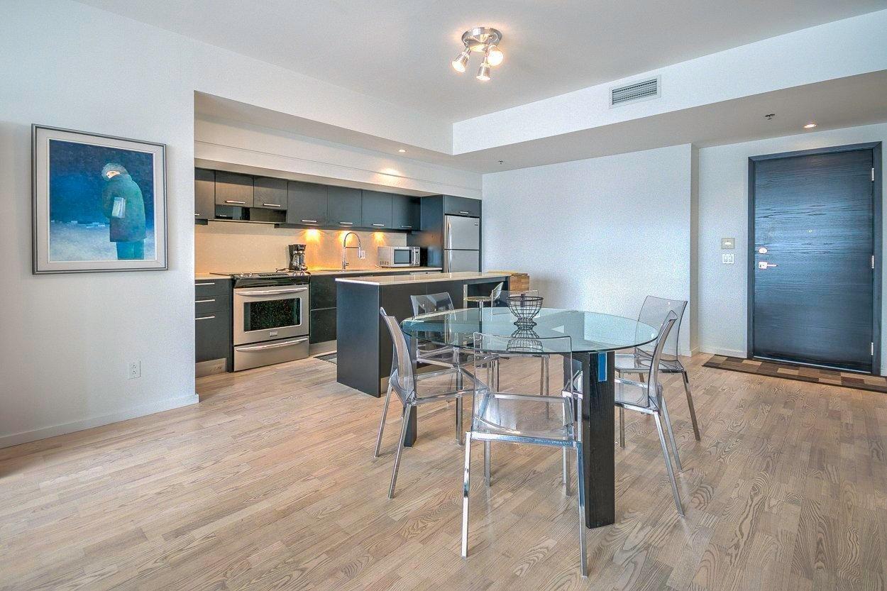 









350


Boul. De Maisonneuve O.

, 2501,
Montréal (Ville-Marie),




QC
H3A0B4

