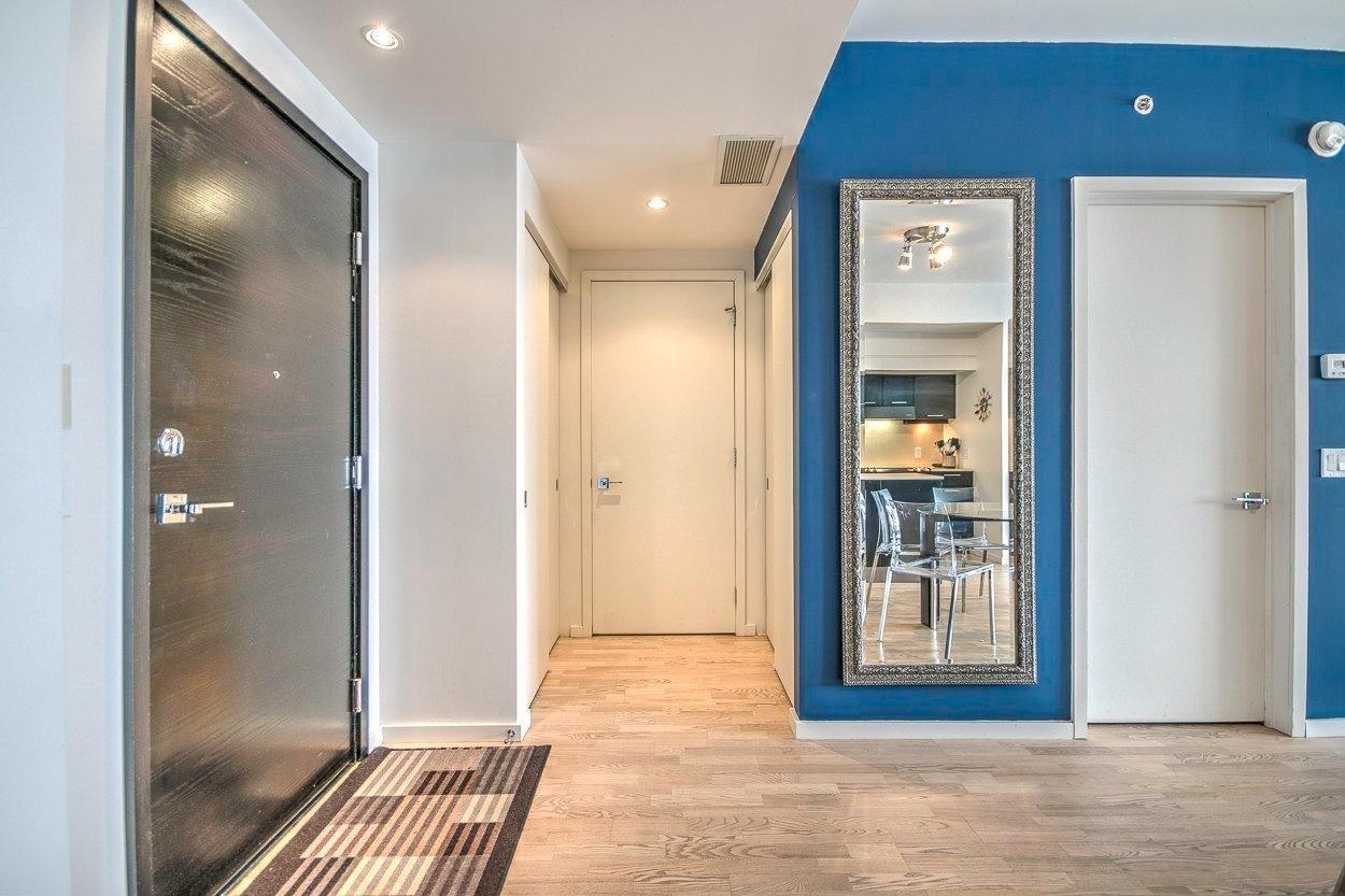 









350


Boul. De Maisonneuve O.

, 2501,
Montréal (Ville-Marie),




QC
H3A0B4

