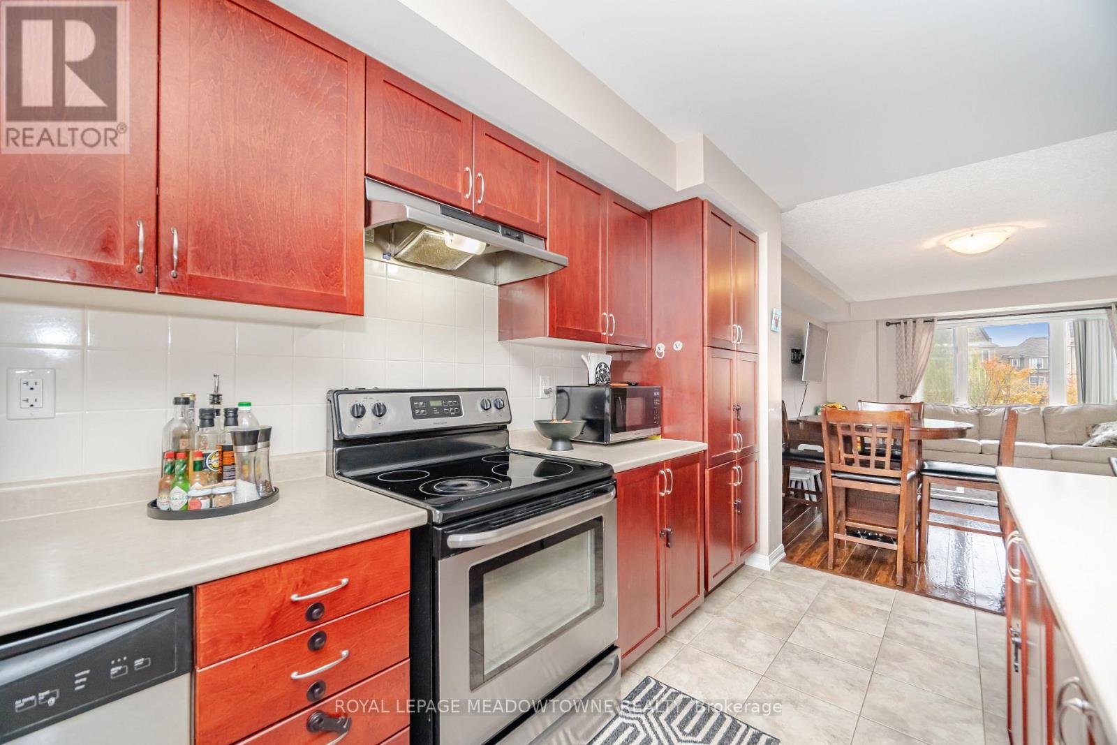 












1 - 3115 BOXFORD CRESCENT

,
Mississauga,




Ontario
L5M0X1

