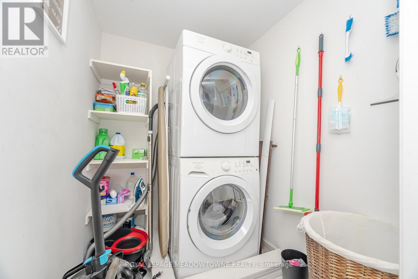 












1 - 3115 BOXFORD CRESCENT

,
Mississauga,




Ontario
L5M0X1

