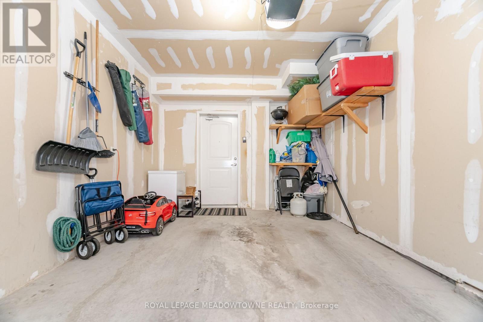 












1 - 3115 BOXFORD CRESCENT

,
Mississauga,




Ontario
L5M0X1

