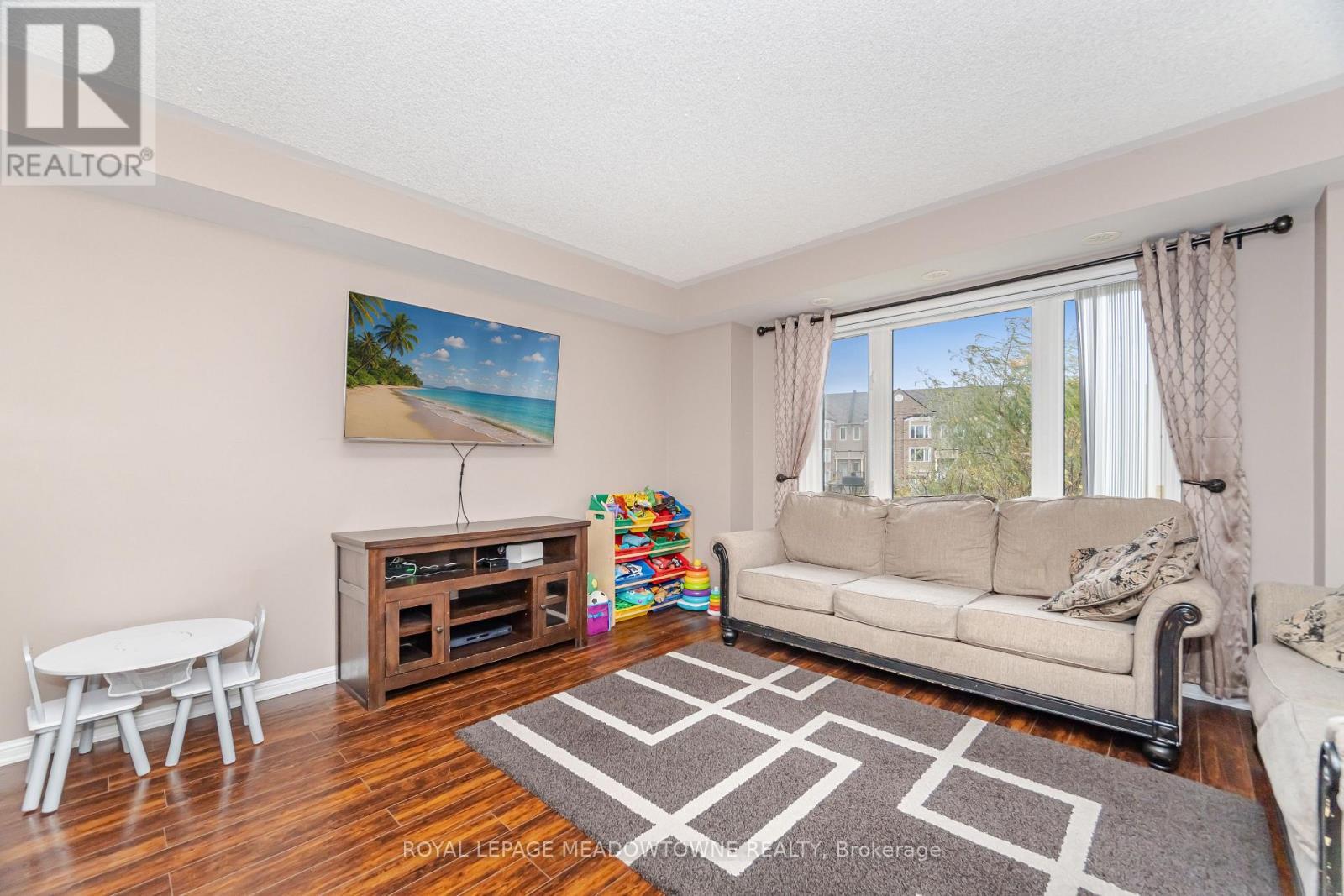 












1 - 3115 BOXFORD CRESCENT

,
Mississauga,




Ontario
L5M0X1

