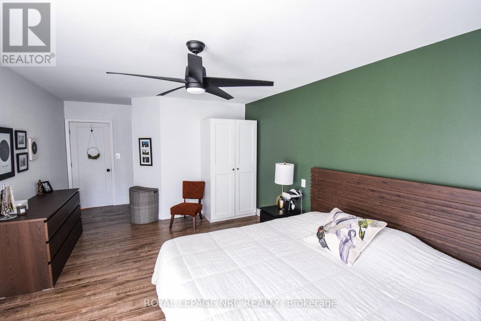 












191 DALHOUSIE AVENUE

,
St. Catharines (Port Dalhousie),




Ontario
L2N4X8

