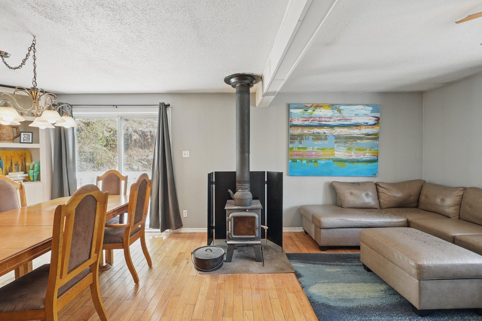 









173


Rue du Lac-Tranquille

,
Denholm,




QC
J8N9H1

