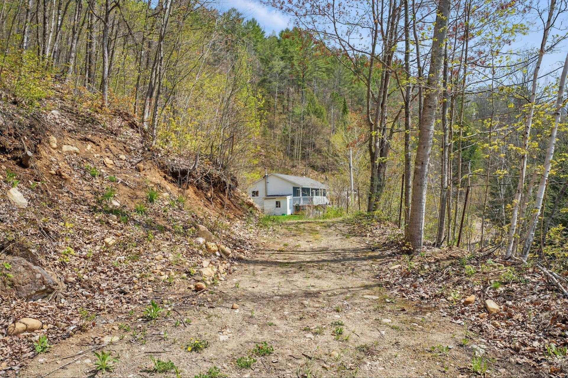 









173


Rue du Lac-Tranquille

,
Denholm,




QC
J8N9H1

