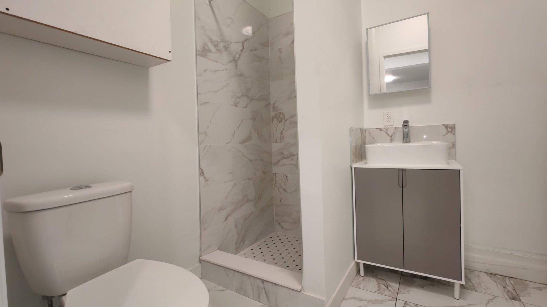 









3835


Rue Rivard

,
Montréal (Le Plateau-Mont-Royal),




QC
H2L4H8

