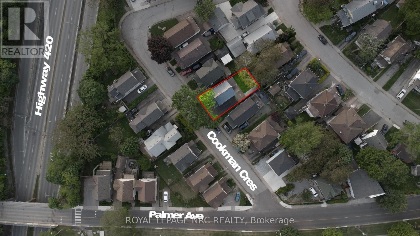 












4713 COOKMAN CRESCENT

,
Niagara Falls (Downtown),




Ontario
L2E1C1

