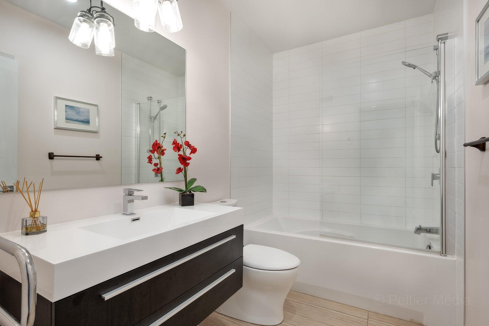 









75


Av. des Frênes

,
Pointe-Claire,




QC
H9R0C8

