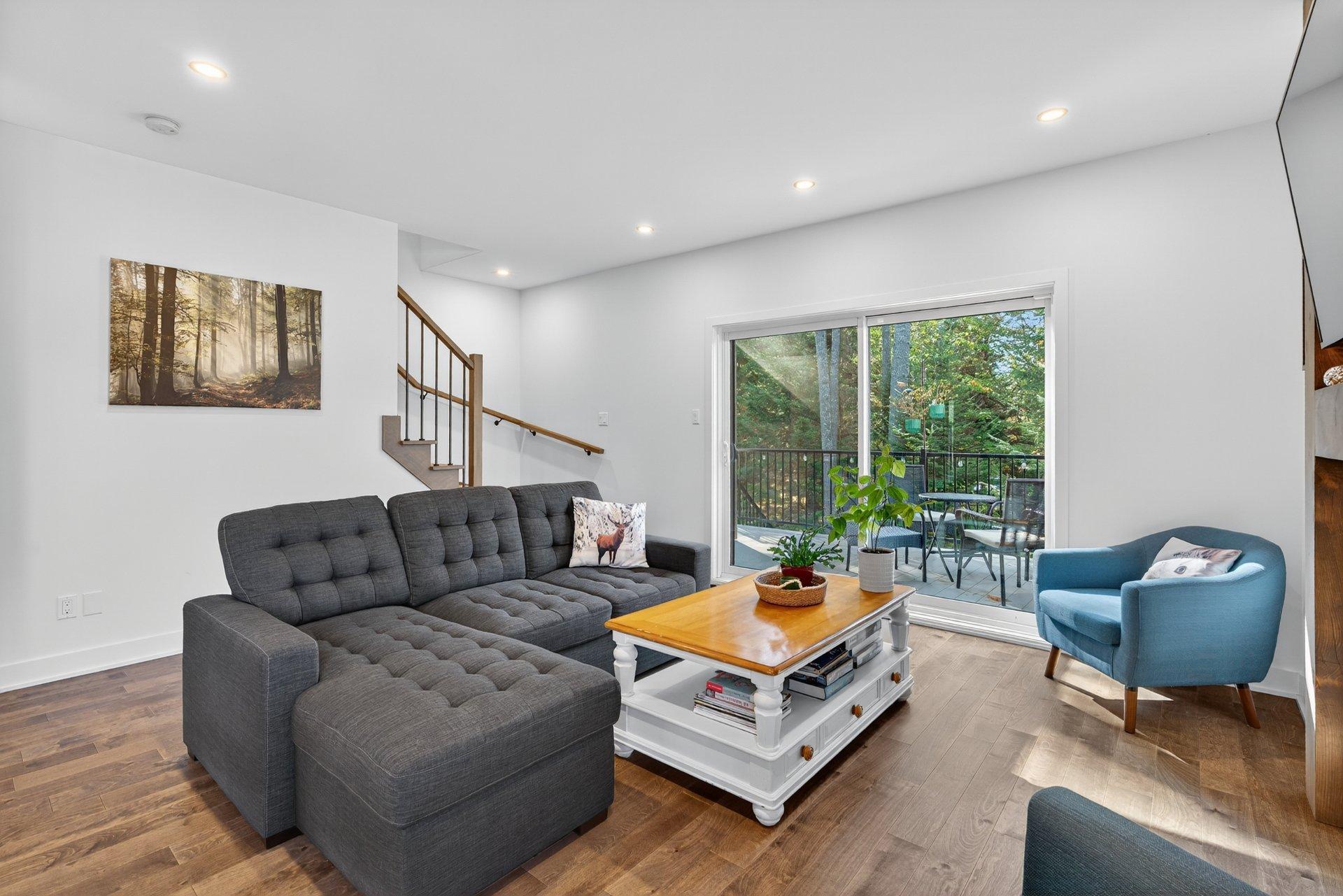 









580


Rue Charlie-Forbell

,
Mont-Tremblant,




QC
J8E0N6

