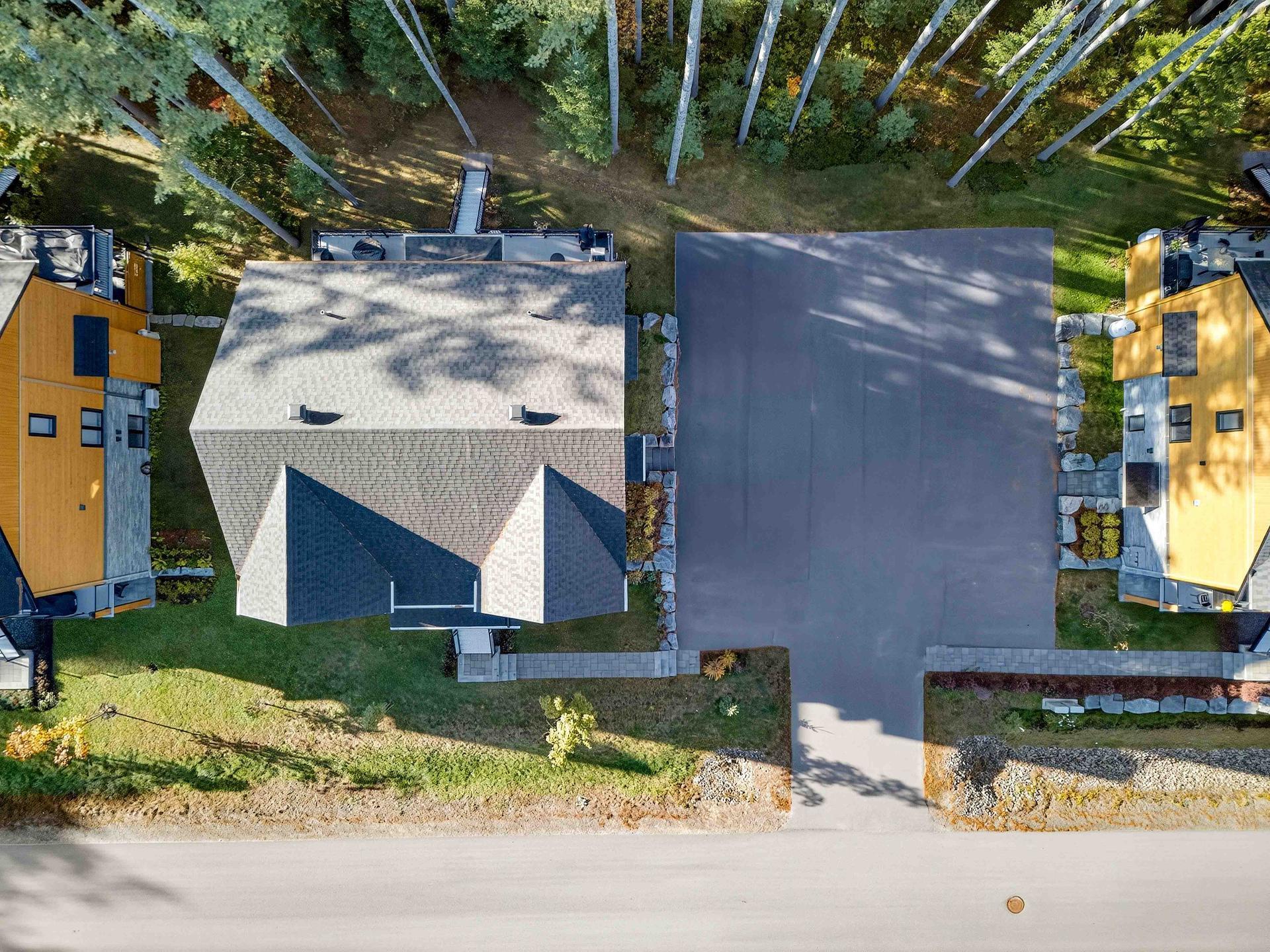 









580


Rue Charlie-Forbell

,
Mont-Tremblant,




QC
J8E0N6

