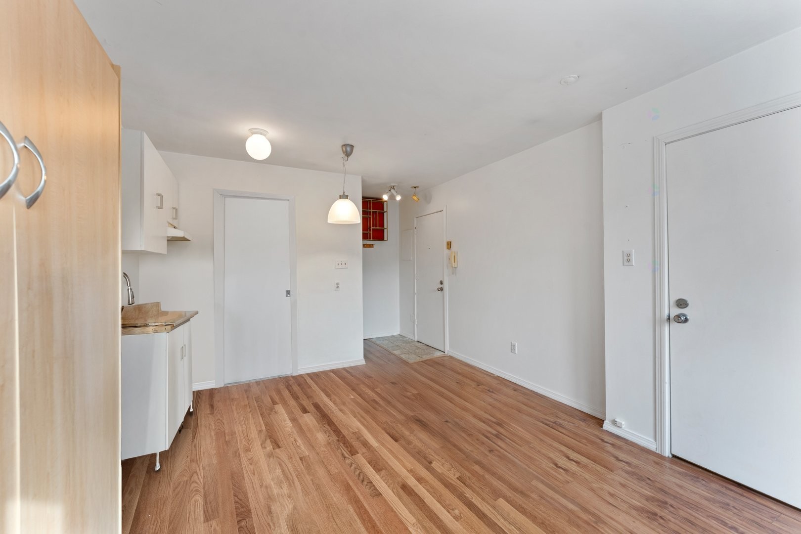 









4753


Rue Pontiac

, 4,
Montréal (Le Plateau-Mont-Royal),




QC
H2J2T4

