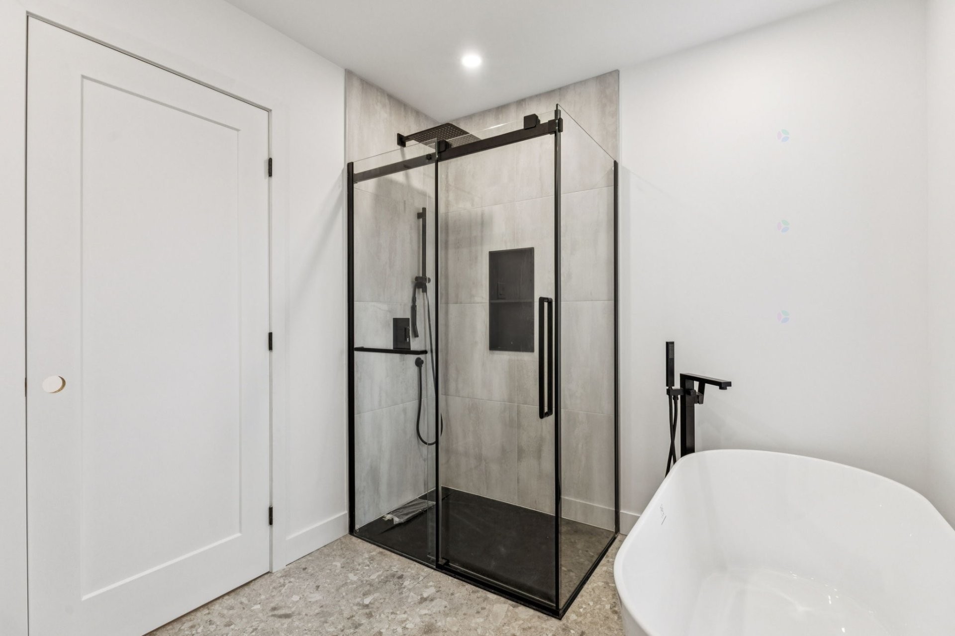 









131


Ch. des Prés

,
Cantley,




QC
J8V0M9

