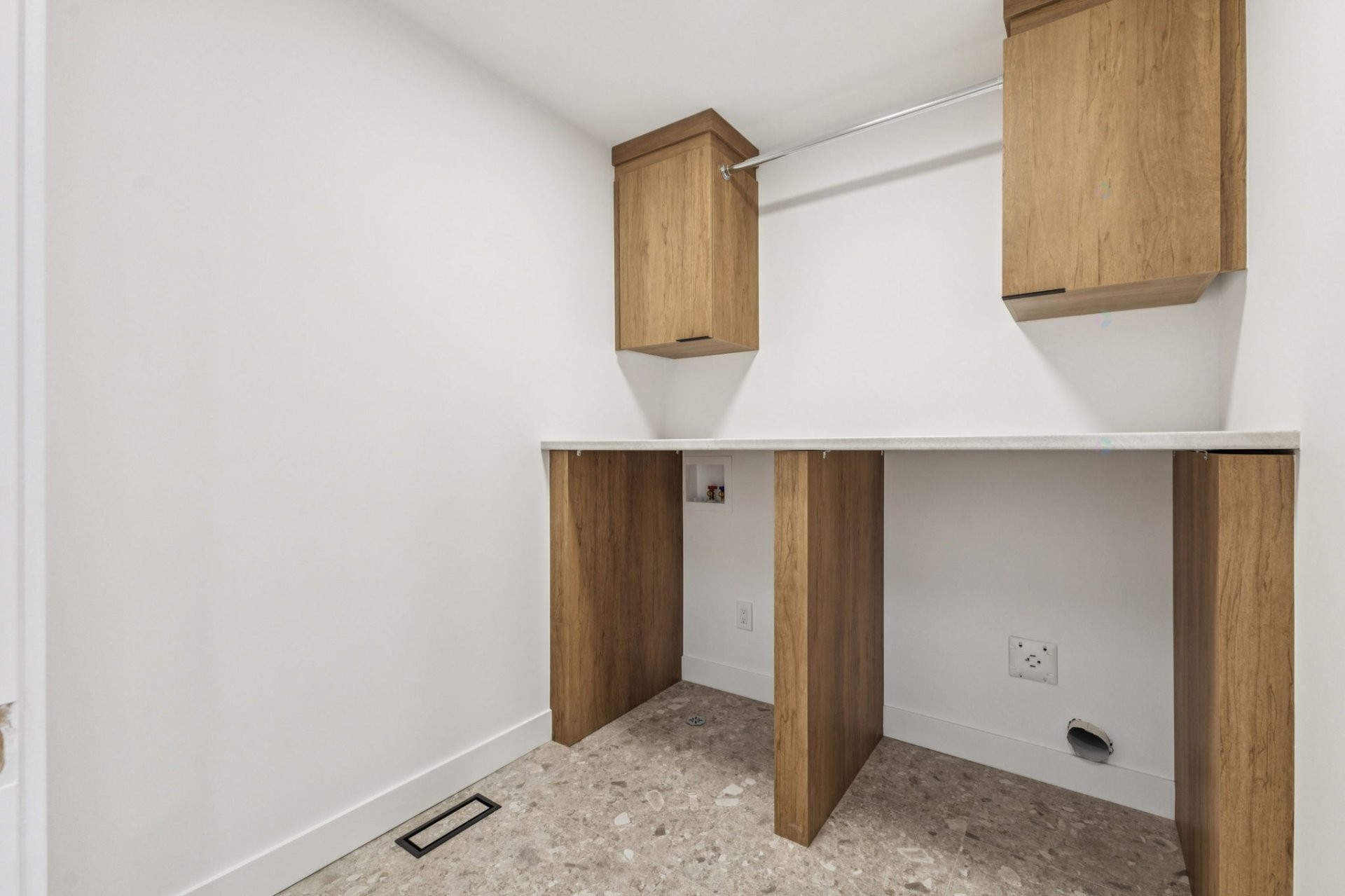 









131


Ch. des Prés

,
Cantley,




QC
J8V0M9

